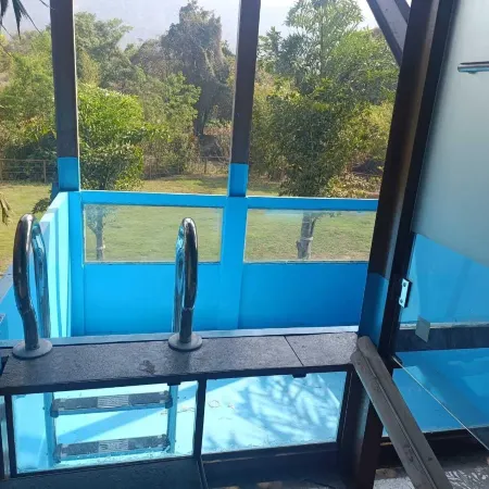 Giri Sarovar Resort
