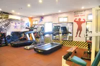 Sunday Emerald Hotel - Gym