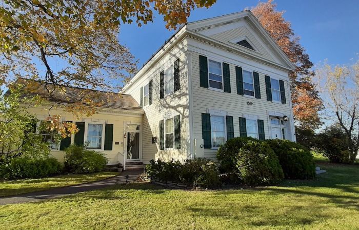 Strong House Inn