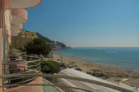 Hotel Regina - Sea View