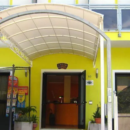 Hotel Dream