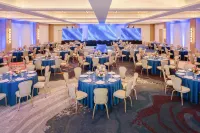 InterContinental Hotels SAN SALVADOR-METROCENTRO MALL by IHG - parking
