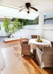 Holiday House Dora - Flughafentransfer