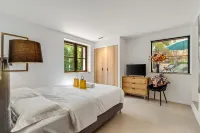 007 Villa Deva in Cannes - Villas