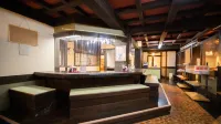 Kounkaku - Bars