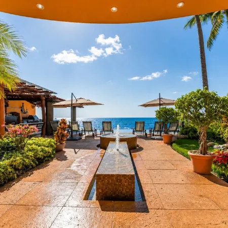 Casa Caleta - Luxurious Toes-in-The-Sand 6-Bedroom - with Chef - Bespoke Villa!