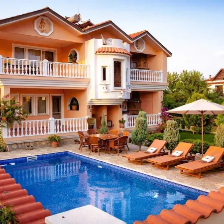 Dalyan Palace