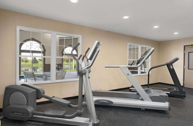 Country Inn & Suites by Radisson, Ankeny - des Moines photo 2