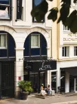 L'Hôtel - parcheggio