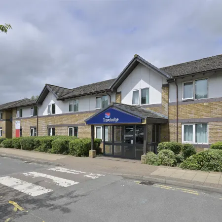 Travelodge Bicester Cherwell Valley M40