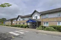 Travelodge Bicester Cherwell Valley M40 - pet friendly