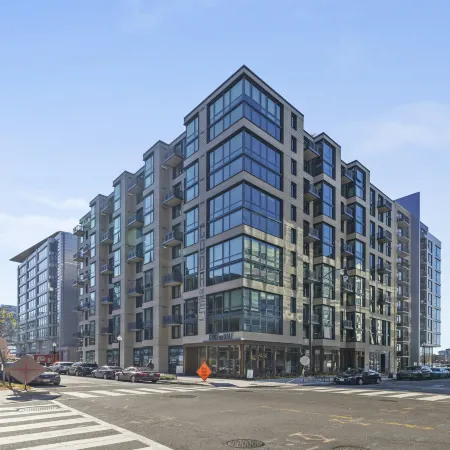 Coda on Half, a Placemakr Experience - Navy Yard