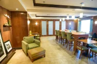 Hampton Inn Brattleboro - 2-Star