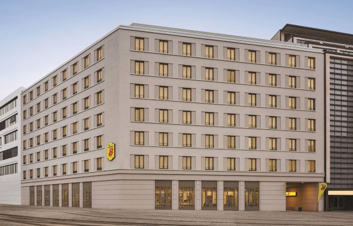 Super 8 by Wyndham Chemnitz
