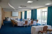 Protea Hotel Entebbe - parking