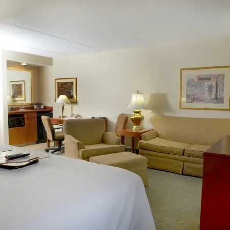 Hampton Inn and Suites by Hilton Windsor Hotels in Windsor