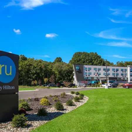 Tru by Hilton Stevensville St. Joseph