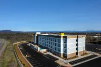 Home2 Suites by Hilton Redding - 3-Star