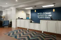 Hampton Inn & Suites Concord Charlotte - Uima-altaat