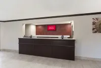 Red Roof Inn & Suites Corbin - Motels
