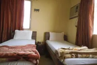 Goroomgo Central Guest House Agartala - parking
