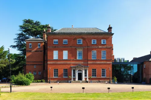 Winstanley House - موقف سيارات