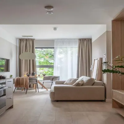 Olivia Pulse Gdańsk Hotel dekat Taman Oliwski