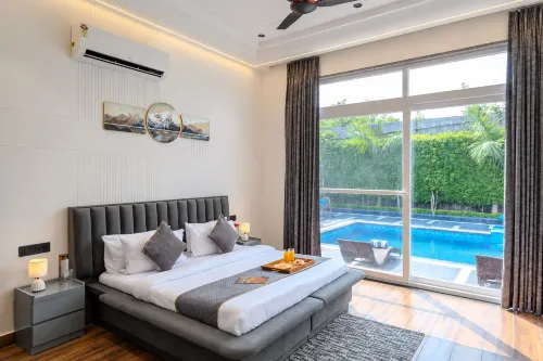 ELIVAAS Signature Aarisha 3BHK Villa - 빌라