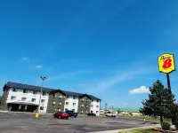 Super 8 by Wyndham Sioux City South - Motels