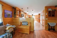 Maine Cottage Getaway, Close to Belfast & Hiking - 3-Star