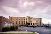 Hampton Inn Greenfield Hotels near Garden Center at The Home Depot