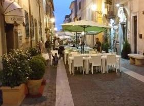 Il Raduno - Housity