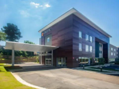 牛津拉昆塔温德姆套房酒店 牛津酒店
