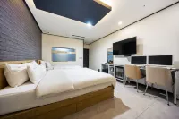Namyangju Praha Hotel in zona Pyeongnae–Hopyeong Station