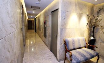 Habjeong Circle Hotel