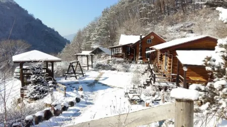 Jeongseon Log Pension