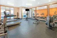 La Quinta Inn & Suites by Wyndham Oklahoma City Airport