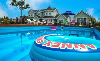 Taean (Anmyeondo) Cinderella Pension