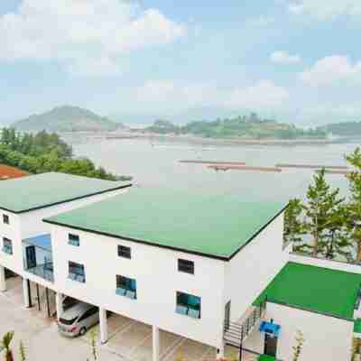 Goheung Geogeum Island Bed and Breakfast Hotel Exterior
