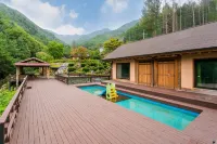 Youngwol Dudeokgol Hyu Pension Hotels in Yeongwol-gun