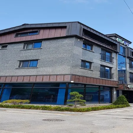 Yanggu Jumoknamu Pension