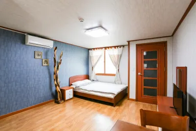 Geumdanggyegok Blue Mountain Pension Hotell i Bongpyeong-myeon