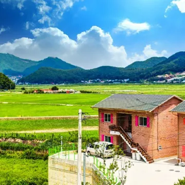 Ganghwado the Noeul Pension Отели рядом с достопримечательностью «Хвадо-тондэ»