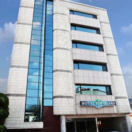Jeju Top Island Hotel Отели рядом с достопримечательностью «Библиотека Чеджу»
