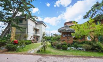 Taean Solmoe Maeul Pension