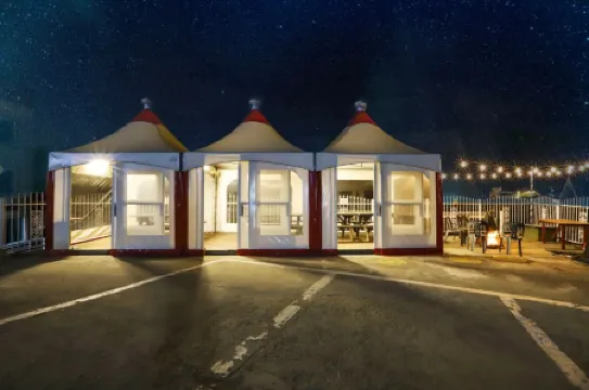 Eurwangni Marine Camp Pension Отели рядом с достопримечательностью «Xiannu Rock Coast»