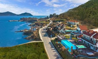 Namhae Harbor Cruise Resort Pool Villa