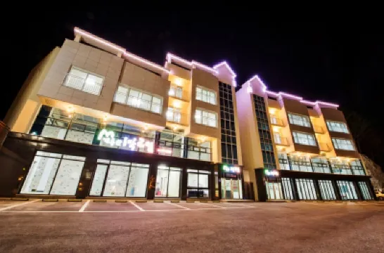 Gongju Gyeryongsan 1 Night 2 Day Pension Hotels near Donghaksa