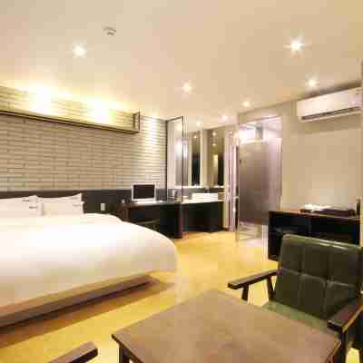 호텔스미스 (Hotel Smith) Rooms