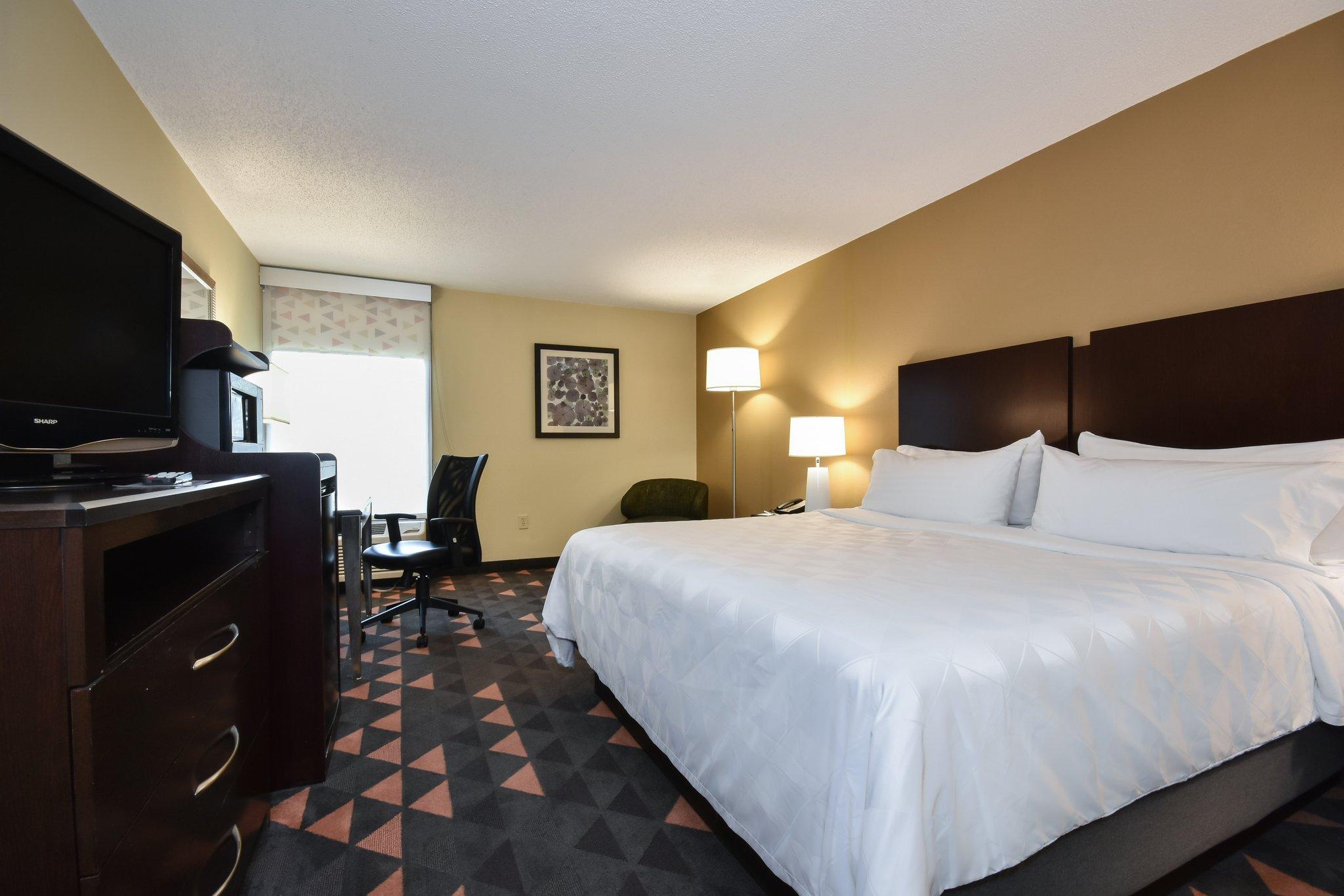 Holiday Inn Lumberton, an Ihg Hotel